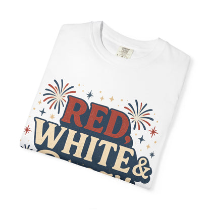 Red White & Boozy 4th of July T-Shirt | Funny Patriotic Party Shirt | USA Drinking Tee for Women & Men | Independence Day Beer Wine T-shirt